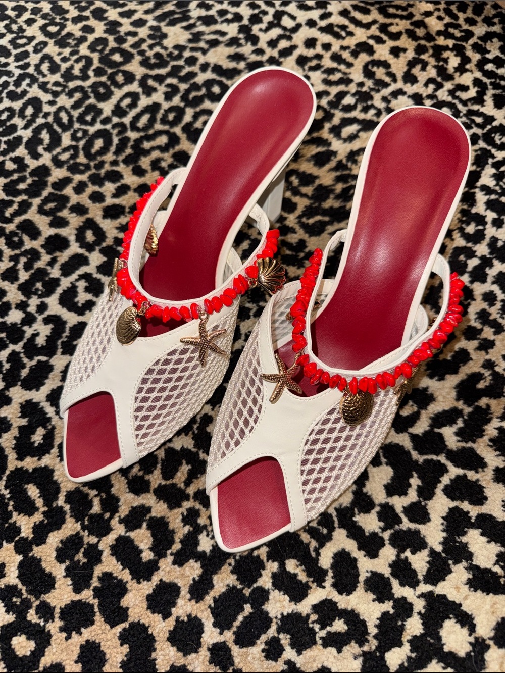 White Mesh Red-Trim Slide Sandals with Shell Charms